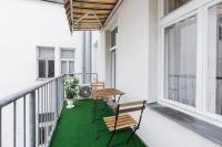 120 m2 4-rooms apartment in a city center - Ferienwohnung