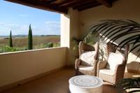 Villa Linnazello - elegant pool villa with sea view near Rome/Tuscany - Bed and Breakfast Tarquinia