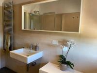 Villa Linnazello - elegant pool villa with sea view near Rome/Tuscany - Bed and Breakfast Tarquinia