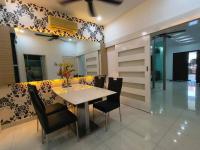 B&B Malacca - TheBliss8 八悦椋居 2R2B for 5-8pax - Bed and Breakfast Malacca