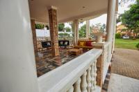 The Forest House - Kawuku-Bunga - B&B