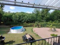 Maison de campagne avec piscine - Chambres d’hôtes