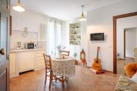 Ema's guest house - B&B