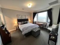 Number 10 -King bed with breakfast - B&B Stanley