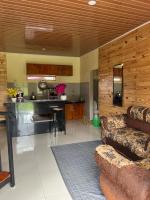 Ulina Villa Segitiga Berastagi - B&B Berastagi