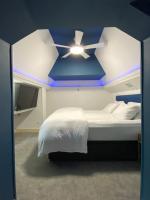 Charme rustique- piscine privée et jardin - B&B Queyssac