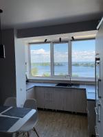 Апартаменты с видом на Днепр - B&B