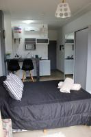 Costanera sur edificio con piscina - B&B Ciudad de Corrientes