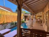 Rose of Trawangan Private Villa - B&B Gili Trawangan