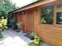 Manor Garden Lodge - B&B Metropolitan Borough of Wirral