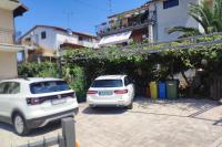 Apartment mit Balkon