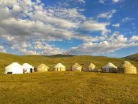 Son Kol lake & Kilemche, Flex Travel yurt camp, horse riding - B&B Kyzylemgek
