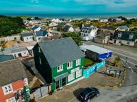 4 Bed on The Main Street - B&B Clogherhead