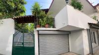 Christina's house with 2 bedrooms and free parking - Chambres d’hôtes
