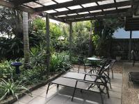 Mudjimba Esplanade Villa - Bed and Breakfast Mudjimba