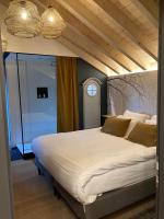 Standard Zimmer mit Kingsize-Bett