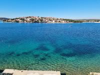 Villa LUX Apartments - Bed and Breakfast Rogoznica