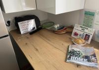 The Little Oak - tiny house with bed on mezzanine & terrace - from 1 to 4 p Disney, Paris & CDG - Chambres d'hôtes Pomponne