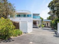 Rye Baby by Ready Set Stay - Main House and Guest House - LINEN PROVIDED, BYO TOWELS - Ferienwohnung