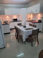 Meadroad homestay Tours &Transfe - Bed and Breakfast Suva