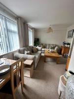 Lovely 2 bed apartment sleeps 5 - B&B