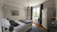 Dreibettzimmer mit eigenem Bad