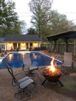 B&B Clarksdale - Pool House - Bed and Breakfast Clarksdale