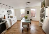 Explore Downtown and Mount Adams with River Views - B&B