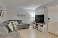 Beach and Pool Access Hilton Head Resort Condo - B&B
