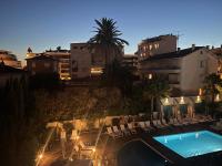 Croisette Martinez, terrasse - B&B