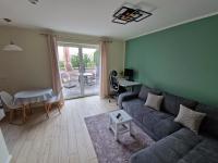 B&B Jena - ruhige Einliegerwohnung+Terrasse - Bed and Breakfast Jena