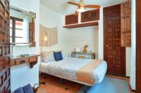 Anali - Hostatel - B&B Granada