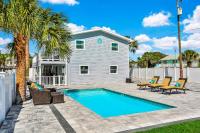 Home 1 Block from 2 Beaches w/Private Pool, High-Speed WiFi & Central AC - B&B Saint Augustine