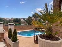 GRANDIOSO CHALET EN CASTELL DE POBLA MONTORNES - B&B la Pobla de Montornès