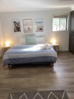 Garden King Room