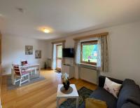 Apartamento de 1 dormitorio con vistas al lago