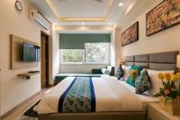 B&B New Delhi - MOYDOM Private Ensuite with Shared Balcony & Kitchen - Bed and Breakfast New Delhi