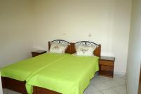 Appartamento con 1 Camera da Letto e Vista Giardino - Piano Terra