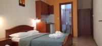 Economy Triple Room
