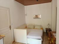 Studio mit Schlafsofa