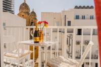 Stunning 1BDR Main Street Penthouse! Near Sea! - Ferienwohnung Il-Gżira