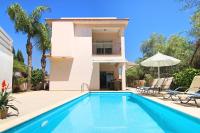 Villa Michaella - 500m from Golden Beach - Bed and Breakfast Paralímni