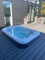 Newly built Luxurious Guest house - B&B Åkersberga