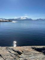 Sjarmerende gårdsbruk omgitt av vakker natur