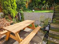 Homebird Property - Buckton House - B&B
