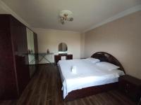 Appartamento con 3 Camere da Letto