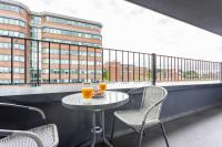 Free Parking - City Centre - Sky & Netflix - B&B