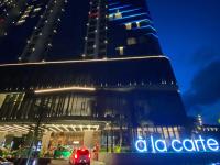 Căn hộ 5* LakeView Ala Carte - Ferienwohnung Hạ Long