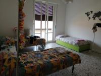 Lit Simple en Dortoir