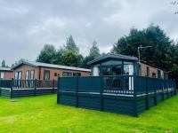 Field View Lodge with Hot Tub - Ferienwohnung York